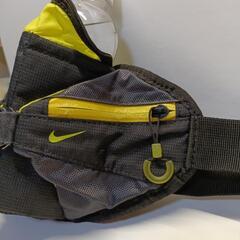  NIKE ジョギング用　ウェストバッグの画像