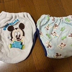 決まりました。サイズ95㌢　ベビーミッキーのトイトレパンツ2枚＆（希望によりその他5枚）　しっかり洗濯済みの画像