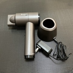 コードレスドライヤー