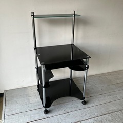 ニトリ　ガラスPCデスク　6220067BK