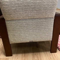 ソファーマルニ大工イス の画像