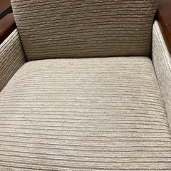 ソファーマルニ大工イス の画像