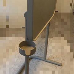 イケア ラップトップスタンド ビョルコーセンの画像