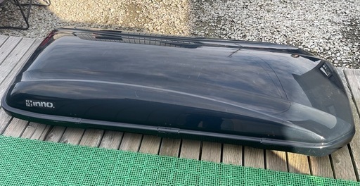 ルーフボックス、ルーフキャリア、車、薄型