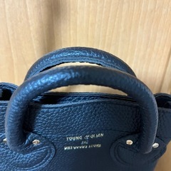 ヤングアンドオルセン バックの画像