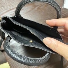 ヤングアンドオルセン バックの画像
