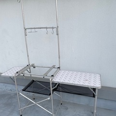 キャンプなどに！キッチンテーブル