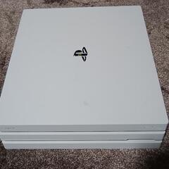 PS4 pro 1TB 型番CUH7200B の画像