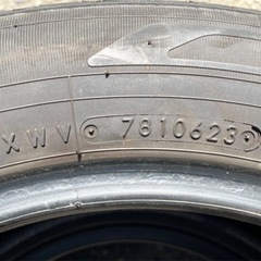 オーバーテイクRVII 195/60R16 23年製　夏タイヤ　2本セット　美品の画像