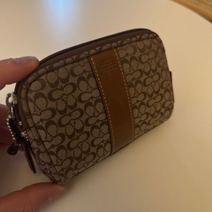 COACHポーチ