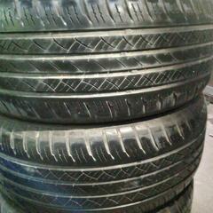 ●差し上げます。285/60R18  116S  輸入夏タイヤ4本の画像