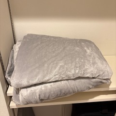 ニトリ　重い毛布　シングル