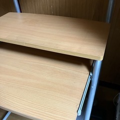 パソコン台の画像