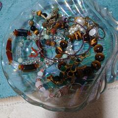 アクセサリーまとめ売りの画像