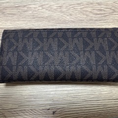 【MICHAEL KORS】マイケルコース長財布の画像