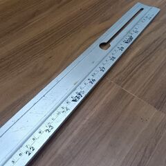 シンワ 77859 エルアングル 1000mm【船橋馬込店】【店頭取引限定】【中古】ITSF1TUZ8YHIの画像