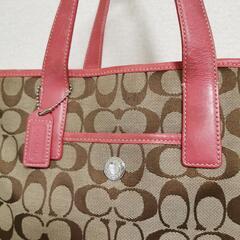 COACHトートバッグ シグネチャー柄の画像