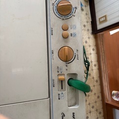 2層式洗濯機の画像