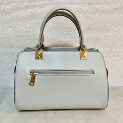 PROPORTION BODY DRESSING ハンドバッグ
の画像