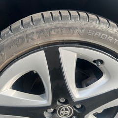 プリウス50 純正　アルミホイール　タイヤの画像