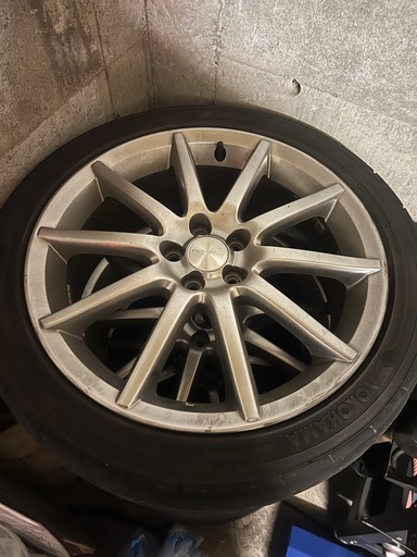 アルミホイール　タイヤ