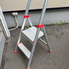 中古、上枠付き踏台