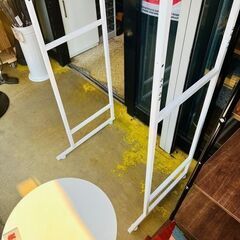 《売約済》【武蔵小山店】ランドリーラック 洗濯機ラック ランドリー収納 洗濯機収納 サニタリー収納 伸縮 収納棚 洗面所 脱衣所 洗濯物 収納 ホワイト　衣類収納の画像