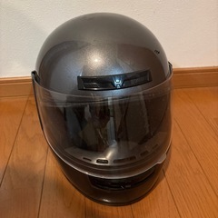 ヘルメット
