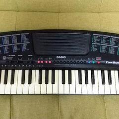 電子キーボード