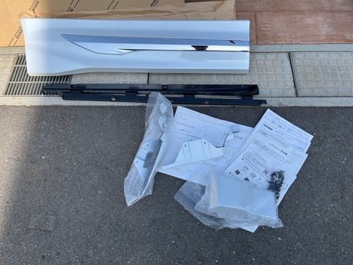 新品未使用！40アルヴェル モデリスタ サイドスカート(右側前後) AGH40 AAHH40 アルファード ヴェルファイア カラー089