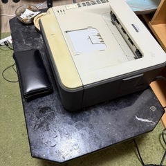 ローテーブル　引っ越しにより大量出品中