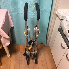 介護用手押し車★値下げ不可の画像