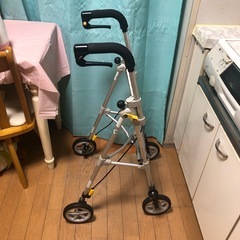 介護用手押し車★値下げ不可の画像