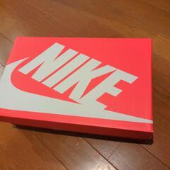 NIKEの箱