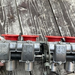 ゼファー750 用 FCR35キャブの画像