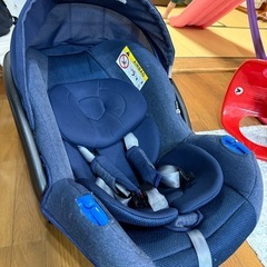 後ろ向き専用チャイルドシート