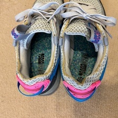 未使用に近い❗️ Nike Air Max Terrascape 90 "Pure Platinum/Wolf Gray/Hyper Pink/Photo Blue"の画像