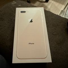 iPhone 8 plus 64GB 空箱と有線イヤホン付き　ゴ...