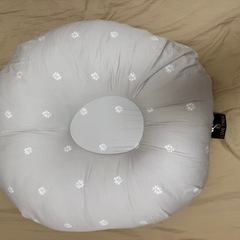 ラブツリークッション