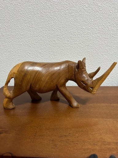 【美品】木彫　サイの置物