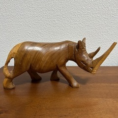 【美品】木彫　サイの置物