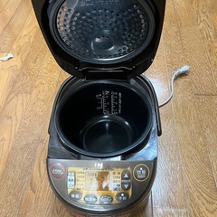 【象印】5.5合炊き炊飯器の画像
