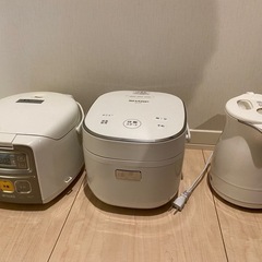 炊飯器×2、電気ポット×1