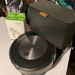 アイロボット　ルンバj7➕の画像