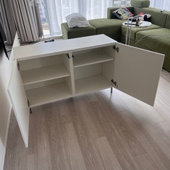 IKEAベストー収納チェスト