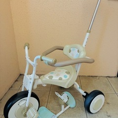 ナチュラルトライク プー＆ハニー 三輪車