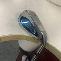 ゴルフ　アイアン　単品　ゼクシオクロス　7番