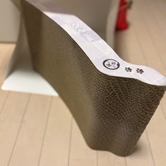 猫壱  爪研ぎ
