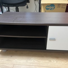 テレビ台