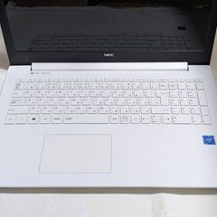 受け渡し予定🎏NEC🌟Lavie🌟NS150KAW🌟超美品白🌟SSD🌟WIN11🌟Office2021の画像